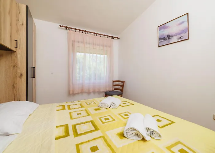 Apartments Marija Apartment *